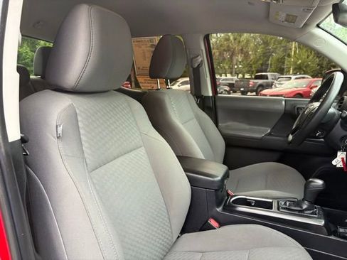 Used 2021 Toyota Tacoma SR w/ SR Convenience Package RWD image 31