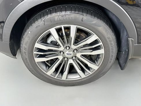 Used 2016 Ford Explorer Platinum AWD/4WD image 32