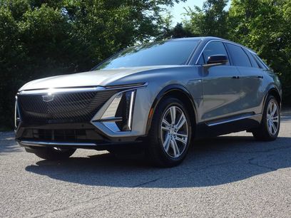 Certified 2024 Cadillac Lyriq Tech w/ LPO, Floor Liner Package