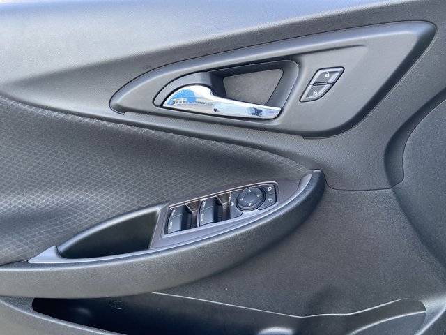 Used 2021 Chevrolet Malibu LS w/ Driver Confidence Package II FWD image 45