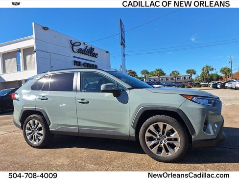 Used 2020 Toyota RAV4 XLE Premium image 1