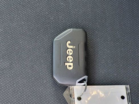 Used 2021 Jeep Wrangler Sport AWD/4WD image 36