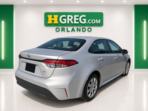 Used 2025 Toyota Corolla LE FWD image 6