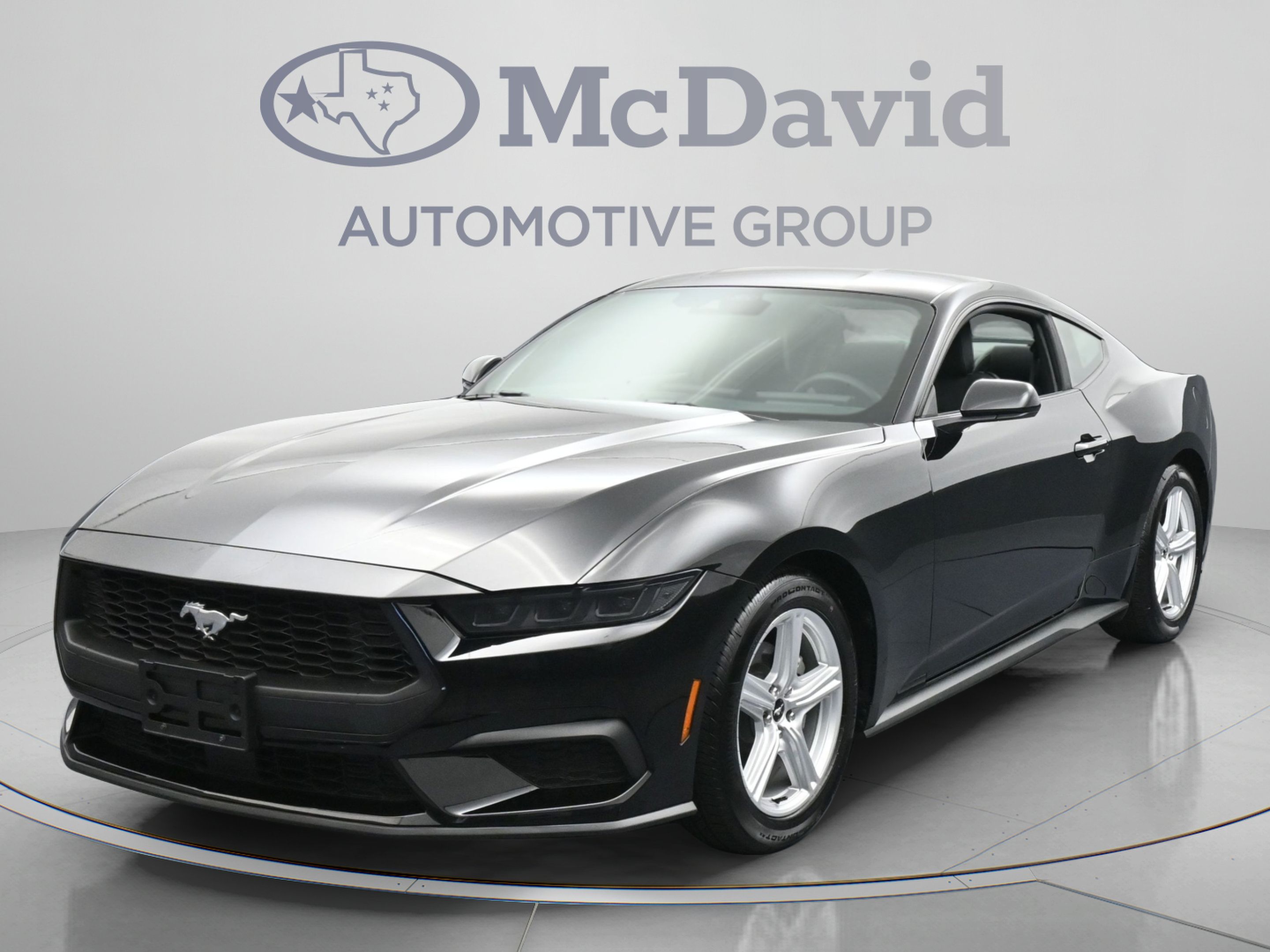 Used 2026 Ford Mustang Coupe RWD image 4