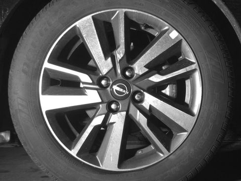 Used 2025 Nissan Versa SV FWD image 13