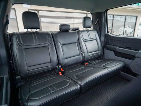 Used 2023 Ford F250 XLT w/ FX4 Off-Road Package image 31