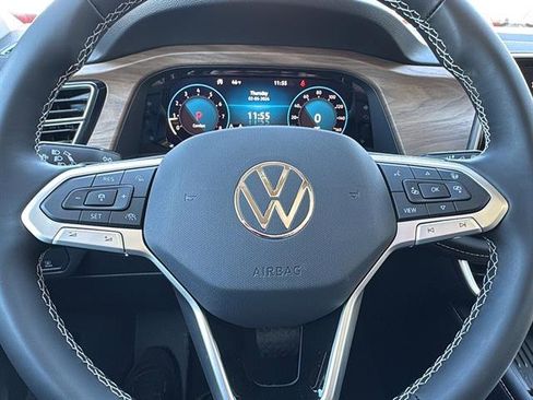 New 2026 Volkswagen Atlas SE image 17