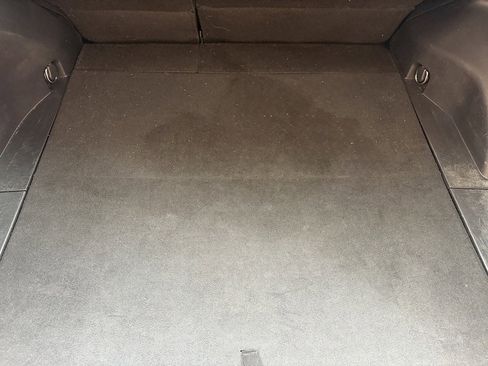 Used 2021 Toyota RAV4 XLE Premium image 22