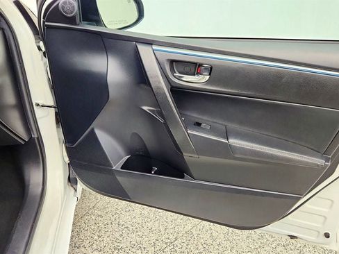 Used 2016 Toyota Corolla S FWD image 25
