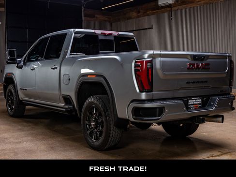 Used 2024 GMC Sierra 2500 AT4 w/ AT4 Premium Plus Package image 6