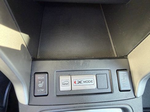 Used 2017 Subaru Forester 2.5i Premium w/ All-Weather Package AWD/4WD image 34