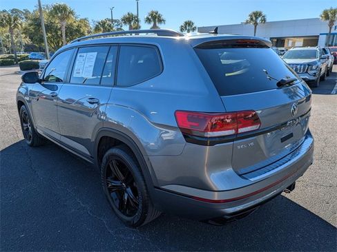 Used 2023 Volkswagen Atlas SEL R-Line image 6
