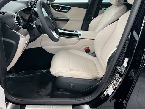 New 2026 Mercedes-Benz GLC 300 4MATIC image 17