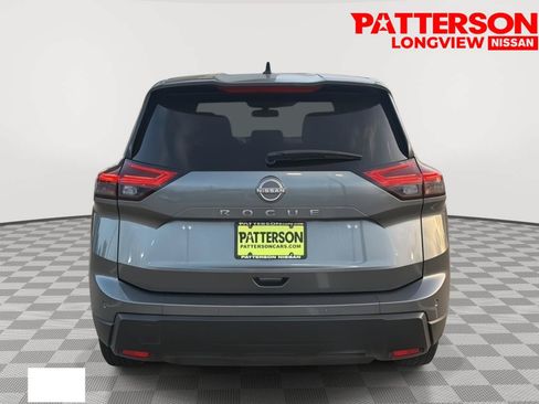 Used 2024 Nissan Rogue S FWD image 3