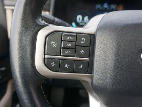 Used 2023 Ford Expedition Limited AWD/4WD image 8