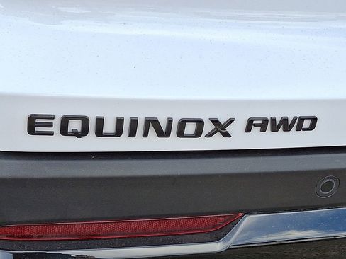 Used 2026 Chevrolet Equinox RS image 30
