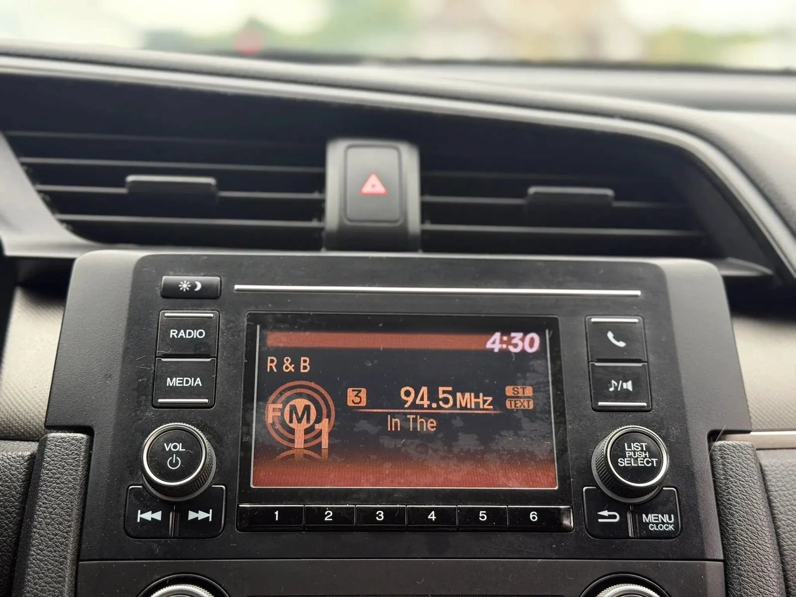 Used 2019 Honda Civic LX image 14