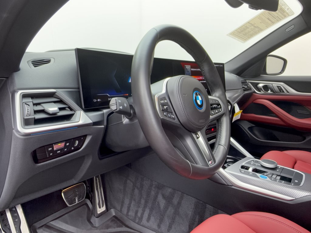 Used 2024 BMW i4 xDrive40i w/ M Sport Package AWD/4WD image 4