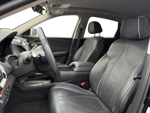 Used 2023 Acura RDX AWD w/ Advance Package image 10