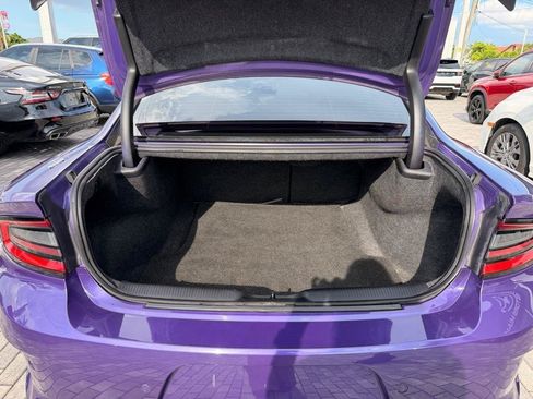 Used 2019 Dodge Charger Scat Pack w/ Navigation & Travel Group RWD image 8