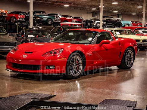 Used 2007 Chevrolet Corvette Z06 w/ Preferred Equipment Group RWD image 3