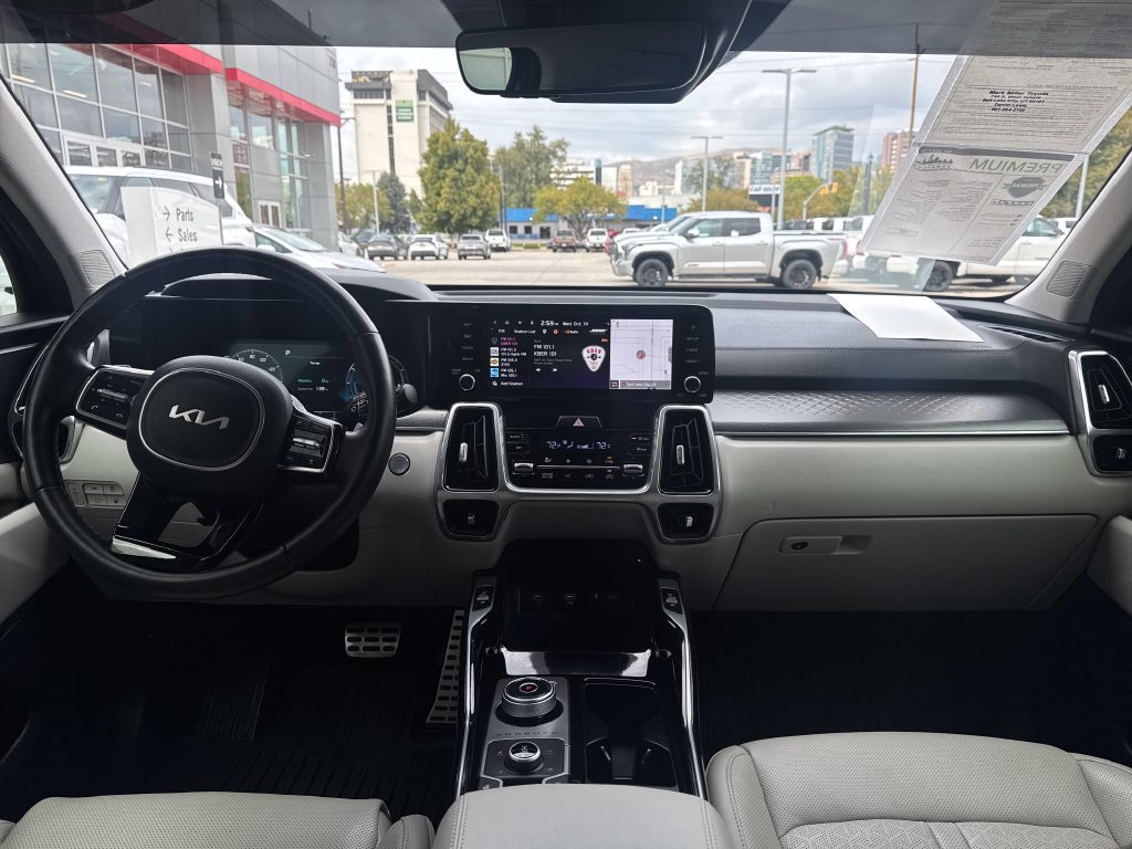 Used 2024 Kia Sorento SX Prestige AWD/4WD image 12