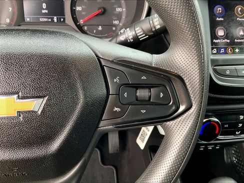 Used 2023 Chevrolet TrailBlazer LS image 19
