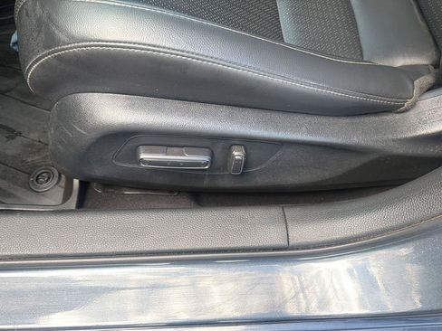 Used 2023 Honda Civic Touring image 14