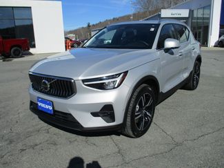 Used 2023 Volvo XC40 B5 Plus w/ Driver Assist Package video 1