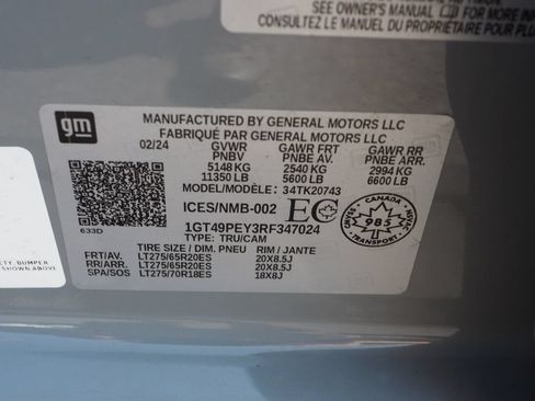 Used 2024 GMC Sierra 2500 AT4 w/ AT4 Premium Plus Package AWD/4WD image 29