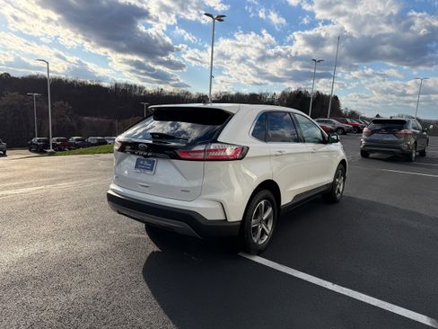 Certified 2024 Ford Edge SEL w/ Convenience Package image 6