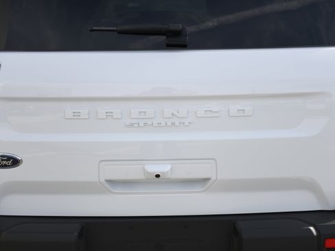 New 2025 Ford Bronco Sport Outer Banks image 8