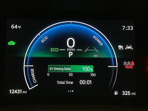 Certified 2025 Toyota Camry SE w/ Convenience Package image 15