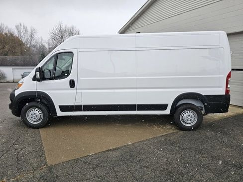 New 2025 RAM ProMaster 2500 w/ Power Group image 8