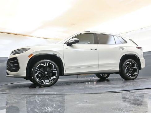 New 2026 Volkswagen Tiguan SEL R-Line image 39