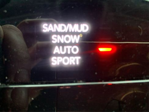 Used 2022 Jeep Grand Cherokee L Limited image 36