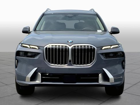 Used 2024 BMW X7 xDrive40i image 3