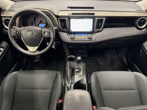 Used 2014 Toyota RAV4 XLE image 11