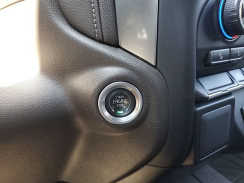 Used 2021 Chevrolet Silverado 1500 LT RWD image 35
