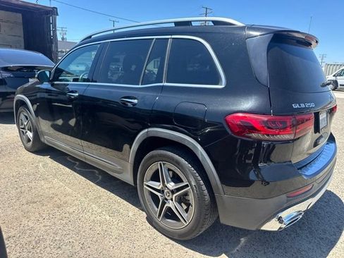 Used 2021 Mercedes-Benz GLB 250 image 8