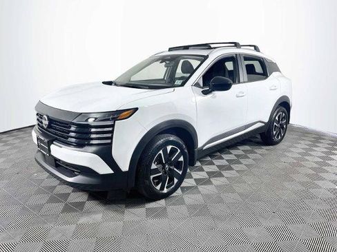 Certified 2026 Nissan Kicks SV w/ SV Premium Package AWD/4WD image 1