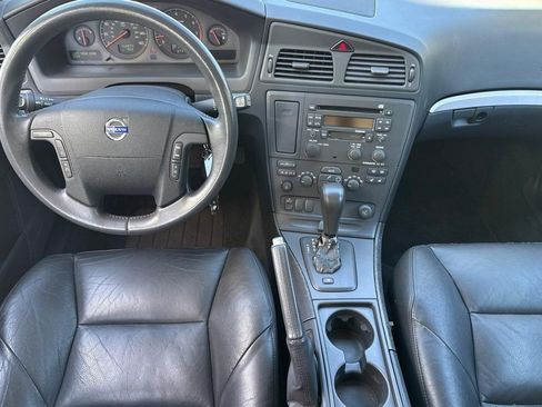Used 2002 Volvo V70 T5 FWD image 24