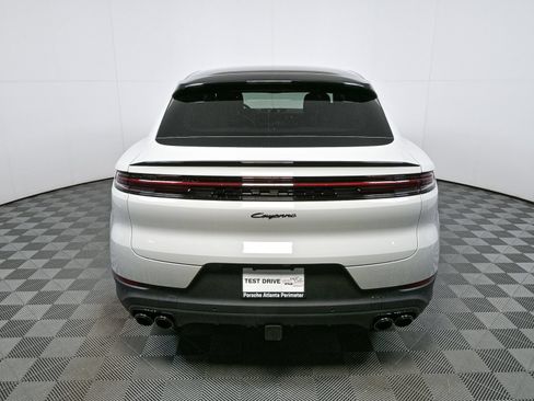 New 2026 Porsche Cayenne Coupe AWD/4WD image 32