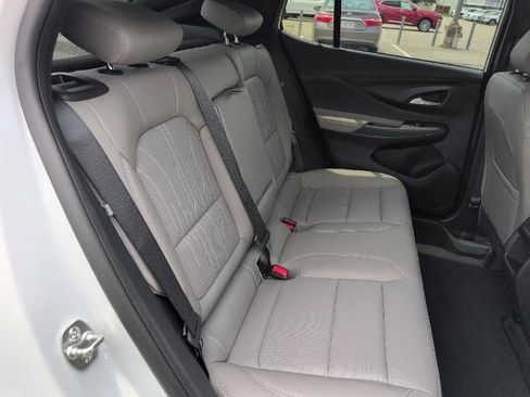 New 2025 Buick Envista Avenir image 14