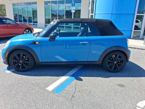 Used 2014 MINI Cooper Convertible image 9