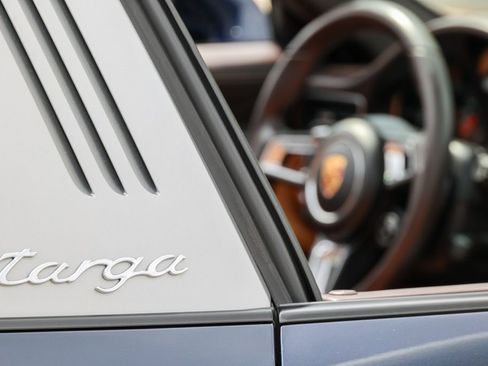 Certified 2017 Porsche 911 Targa 4S AWD/4WD image 23