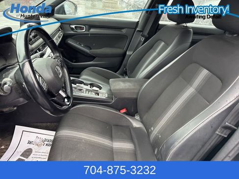 Used 2023 Honda Civic Sport image 17