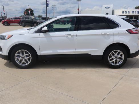 Used 2024 Ford Edge SEL w/ Convenience Package AWD/4WD image 9