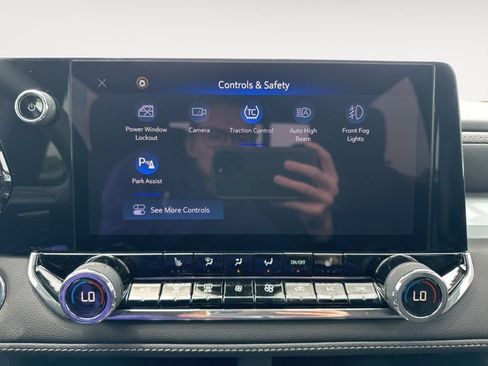 New 2026 Chevrolet Colorado LT w/ LT Convenience Package AWD/4WD image 48
