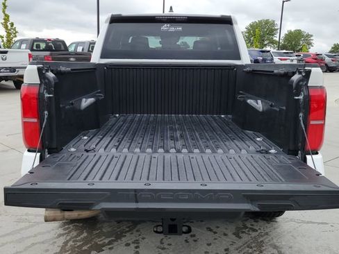 Used 2024 Toyota Tacoma SR5 AWD/4WD image 13